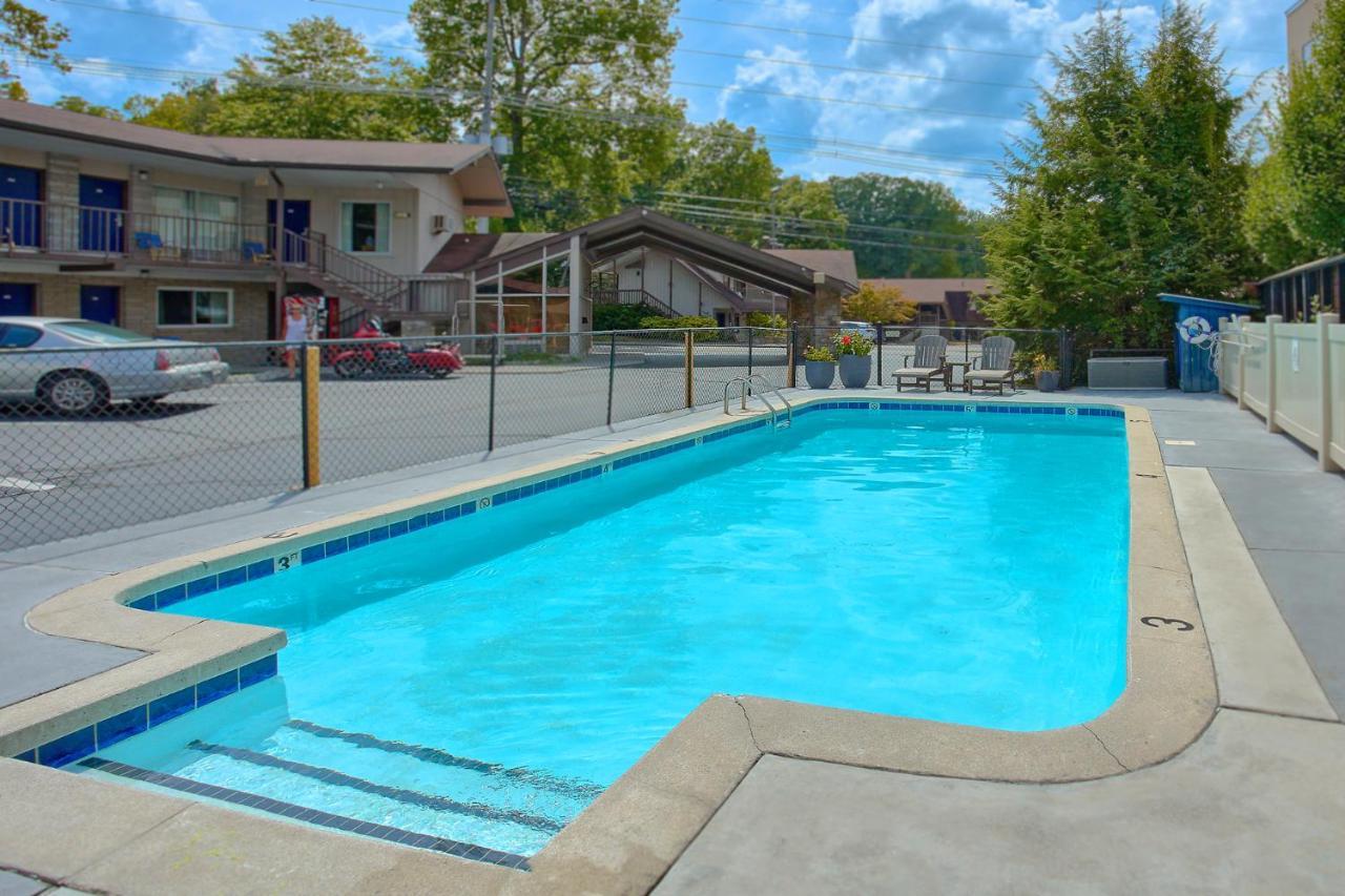 Sidney James Mountain Lodge Gatlinburg Exterior foto